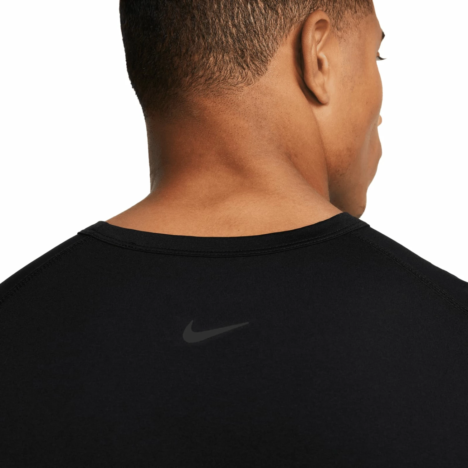 Nike Men's Dri-FIT UV Hyverse Fitness T-Shirt Nike Men's Dri-FIT UV Hyverse Fitness T-Shirt -Rogue Fitness Shop DV9817010 WEB1 hh33np