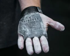 RooGrips 3 Hole Hand Grips 3 RooGrips 3 Hole Hand Grips -Rogue Fitness Shop KG0003 WEB3 j075nu