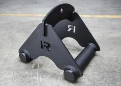 Rogue Monster Grip Triangle -Rogue Fitness Shop XX3256 WEB2 pdboeb